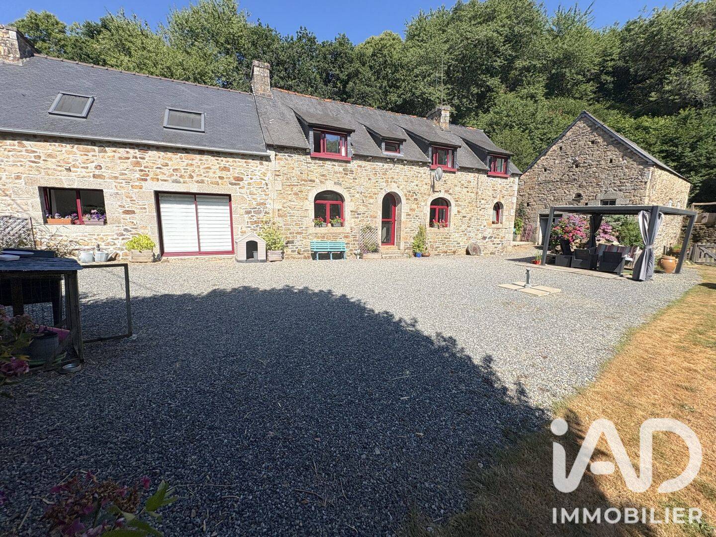Maison 5 pièces 127 m² · à Pédernec · 127 m² · 373 000 €