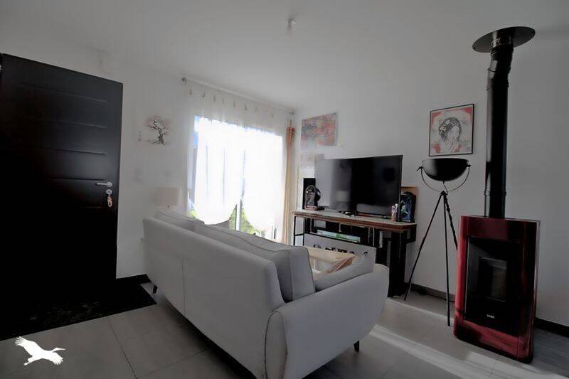 Maison 5 pièces 74 m² · à Mellac · 74 m² · 218 325 €