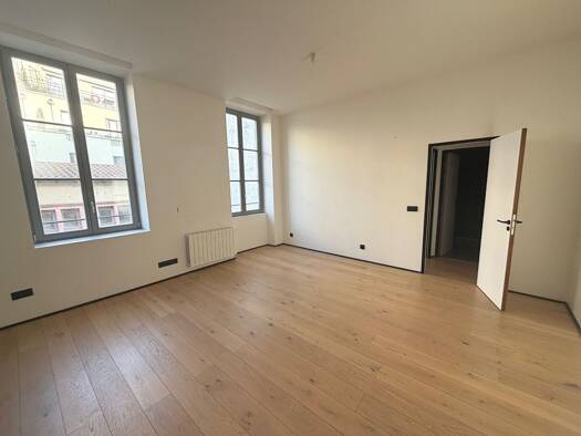 Appartement à vendre 270 000 € 2 pièces 1 chambre 43 m² Étage 4/5 Terreaux Lyon 1er arrondissement 69001