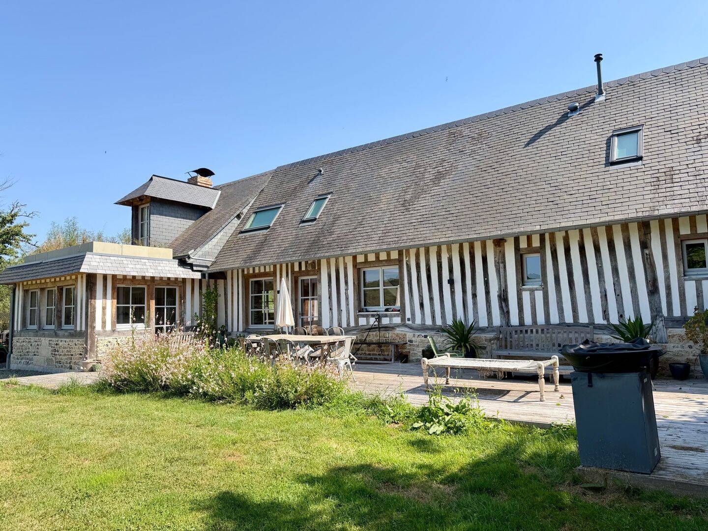 Maison 5 pièces 150 m² · à Pennedepie · 150 m² · 945 000 €