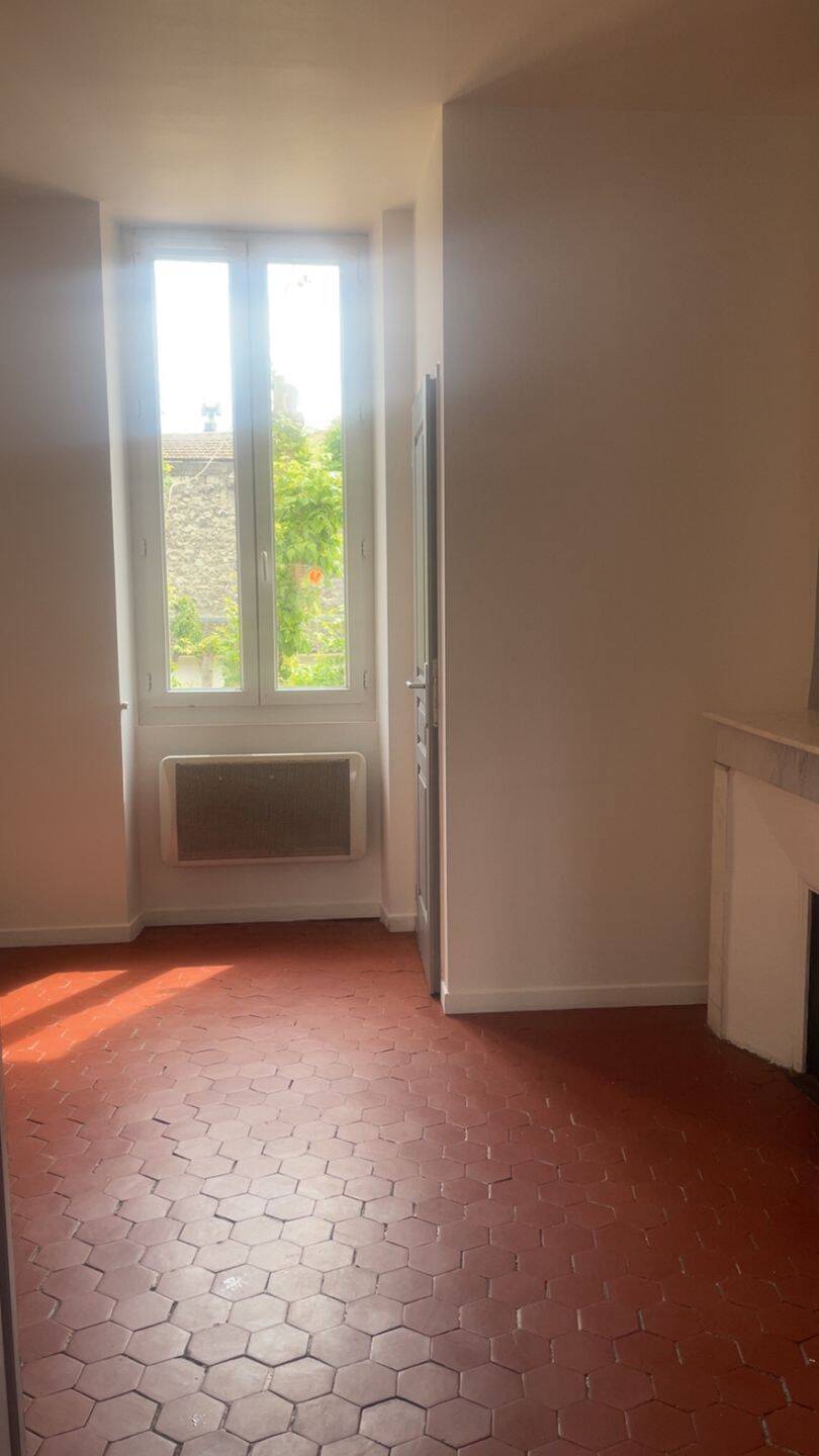 Appartement 1 pièce 23 m² · à Avignon · 23 m² · 450 €
