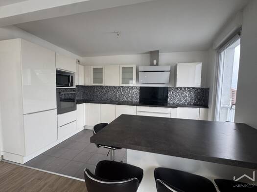 Appartement à louer 1 180 € 3 pièces 2 chambres 62,1 m² Étage 6/6 Mantes-la-Jolie 78200