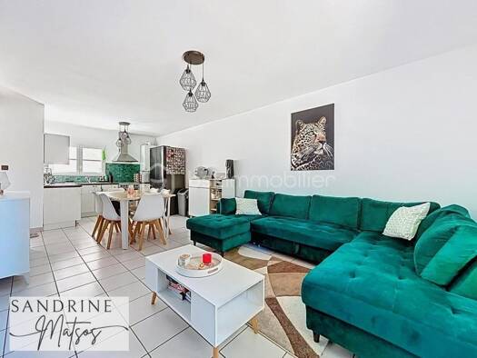 Duplex à vendre 249 000 € 3 pièces 2 chambres 62,7 m² RDC/1 Saint-Laurent-de-Mure 69720