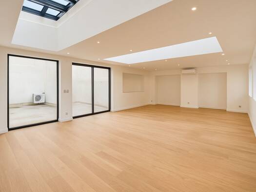 Appartement à vendre 699 000 € 5 pièces 4 chambres 181 m² RDC/2 Centre Angers 49100