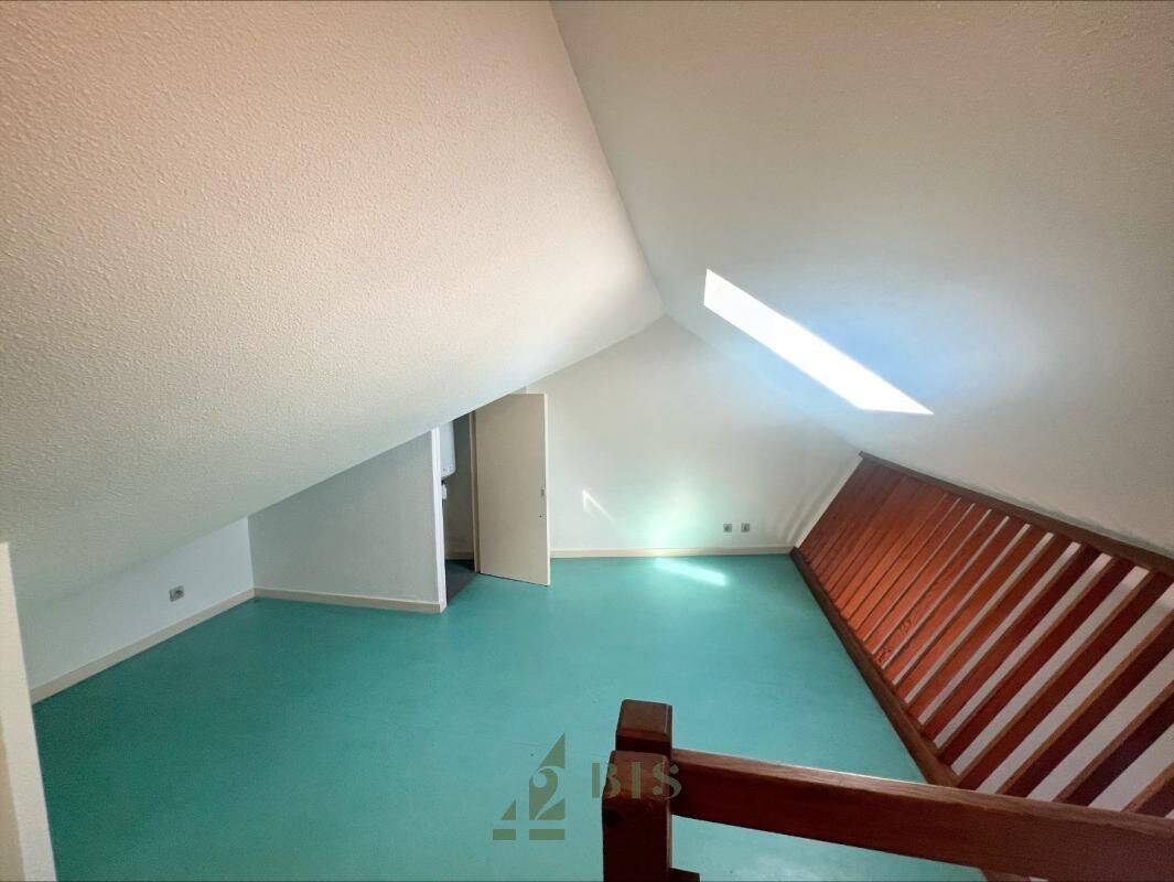 Appartement 1 pièce 29 m² · à Roanne · 29 m² · 300 €/mois