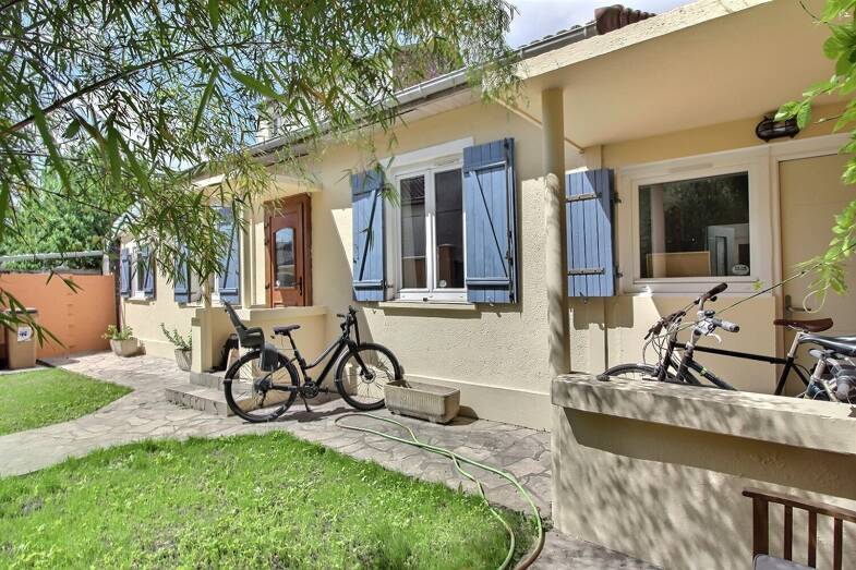 Maison de plain-pied à vendre 675 000 € 4 pièces 3 chambres 88 m² Parcs Romainville 93230