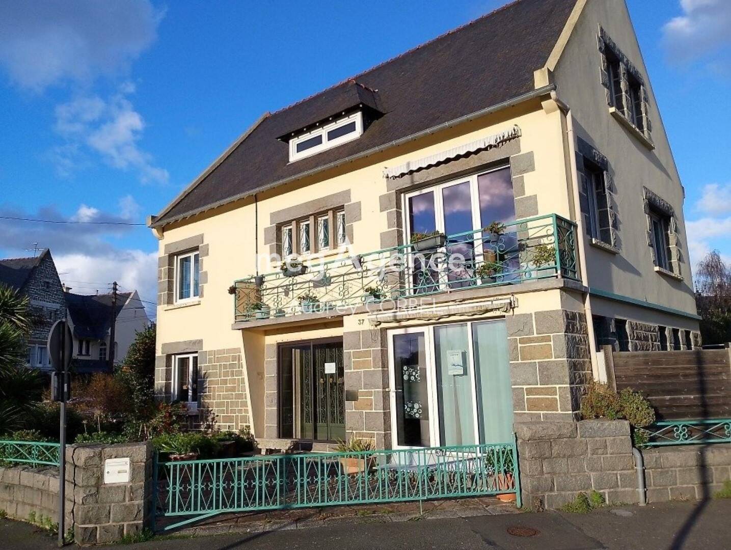 Maison 8 pièces 201 m² · à Saint-Brieuc · 201 m² · 332 000 €