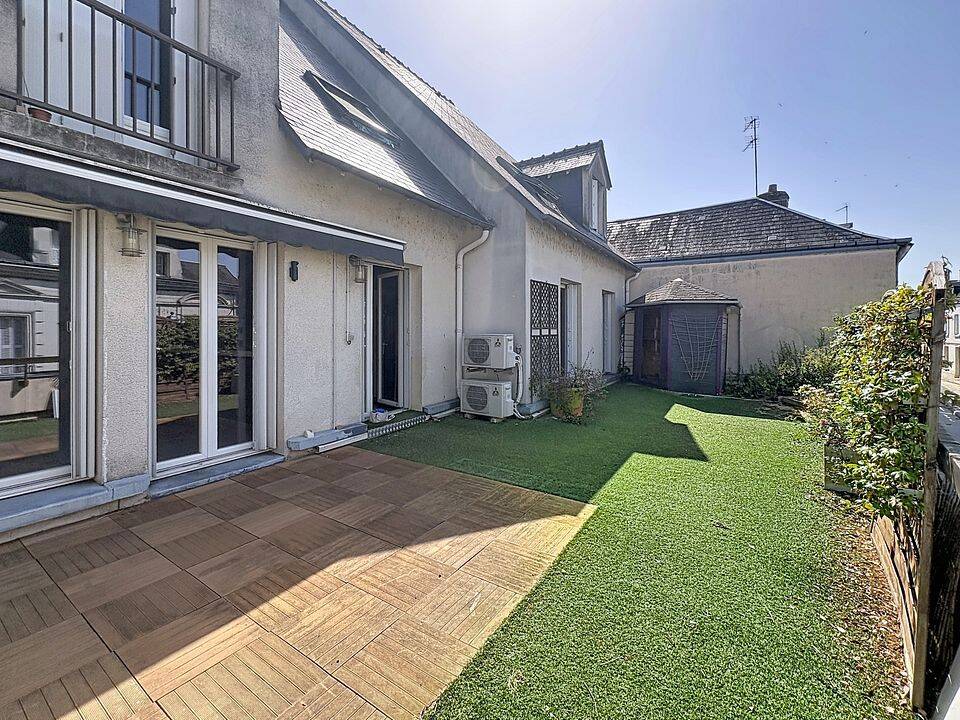 Appartement 4 pièces 81 m² · à Amboise · 81 m² · 1 135 €