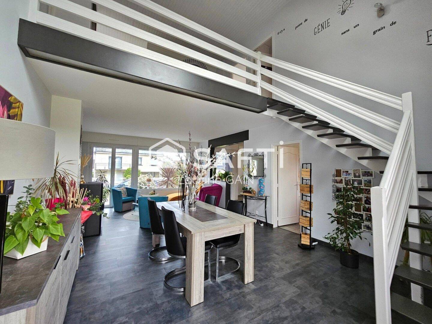 Maison 6 pièces 151 m² · à Plescop · 151 m² · 539 500 €