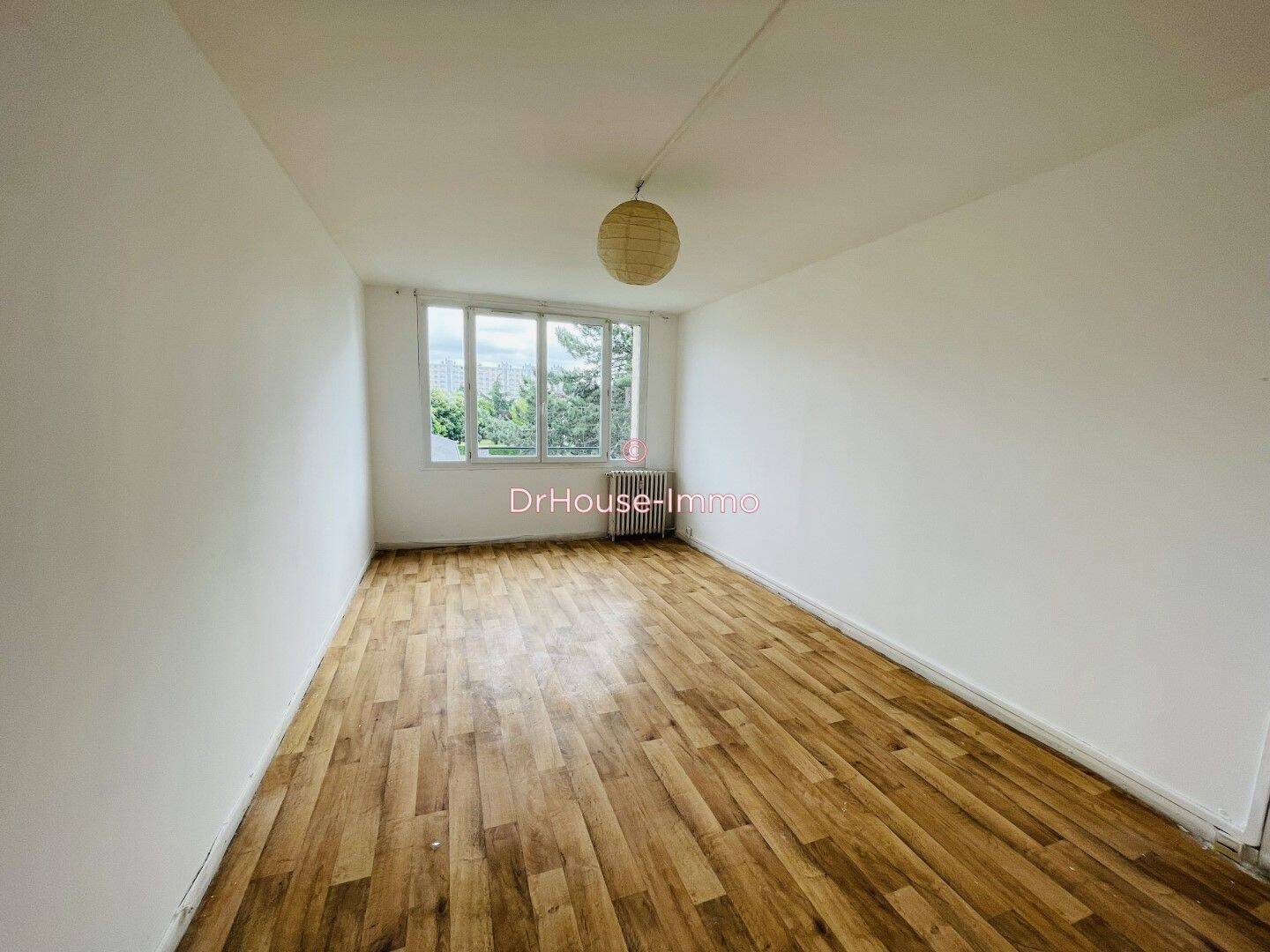 Appartement 3 pièces 51 m² · à Creil · 50,9 m² · 70 000 €