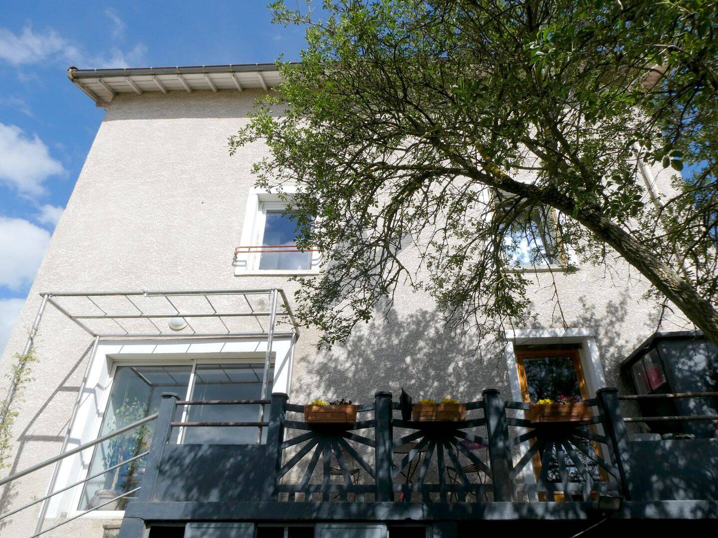 Maison 7 pièces 130 m² · à Maringes · 130 m² · 210 000 €