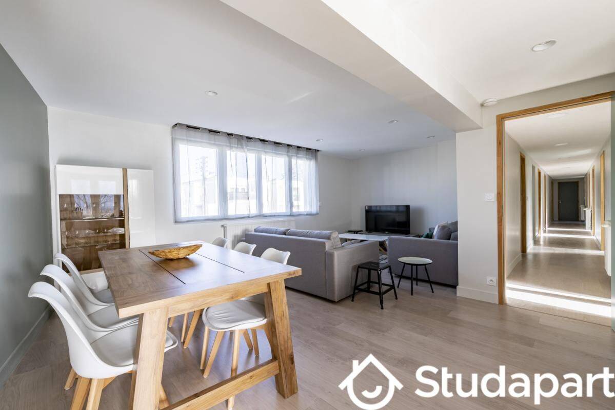 1 pièce 10 m² · à Talence · 10 m² · 500 €/mois