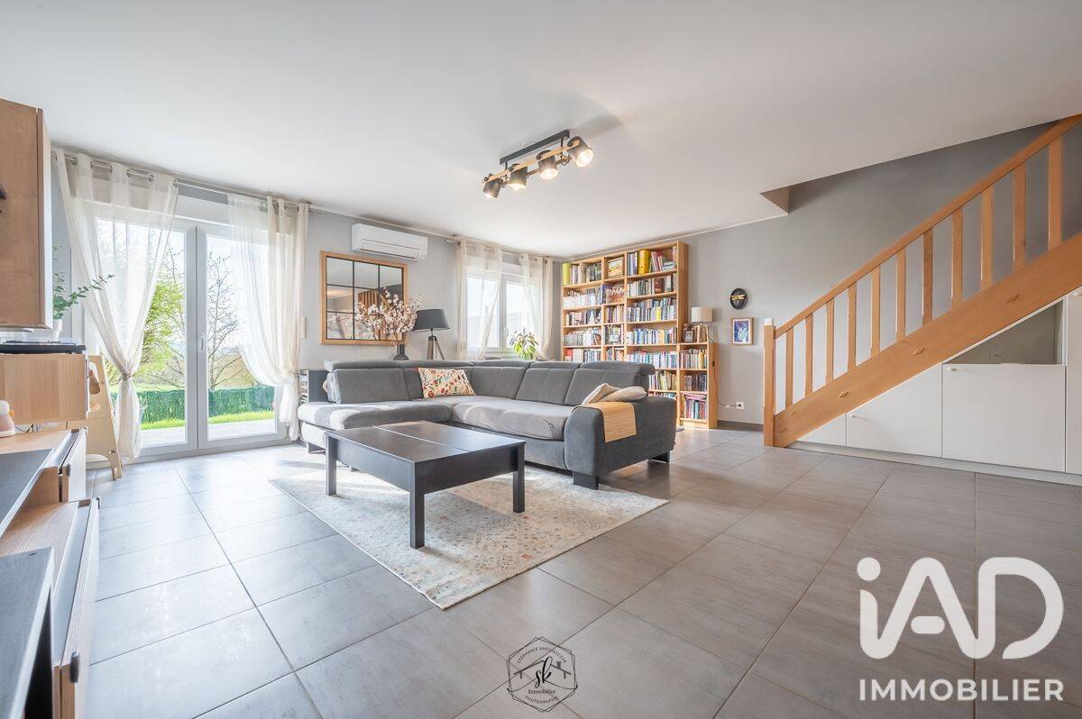 Maison 5 pièces 110 m² · à Ay-sur-Moselle · 110 m² · 1 500 €/mois