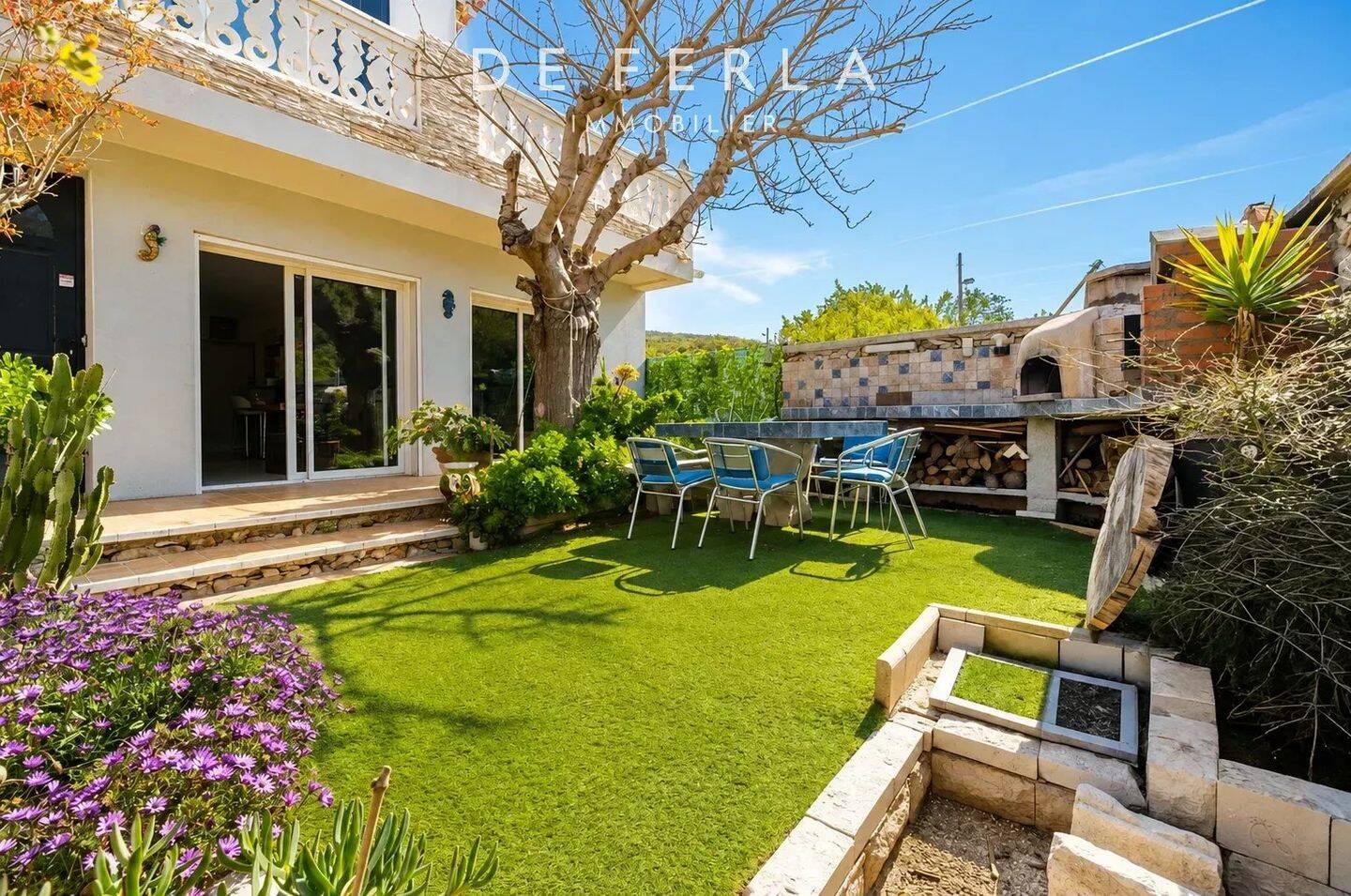 Appartement 3 pièces 120 m² · à Marseille 8ème Arrondissement · 120 m² · 890 000 €