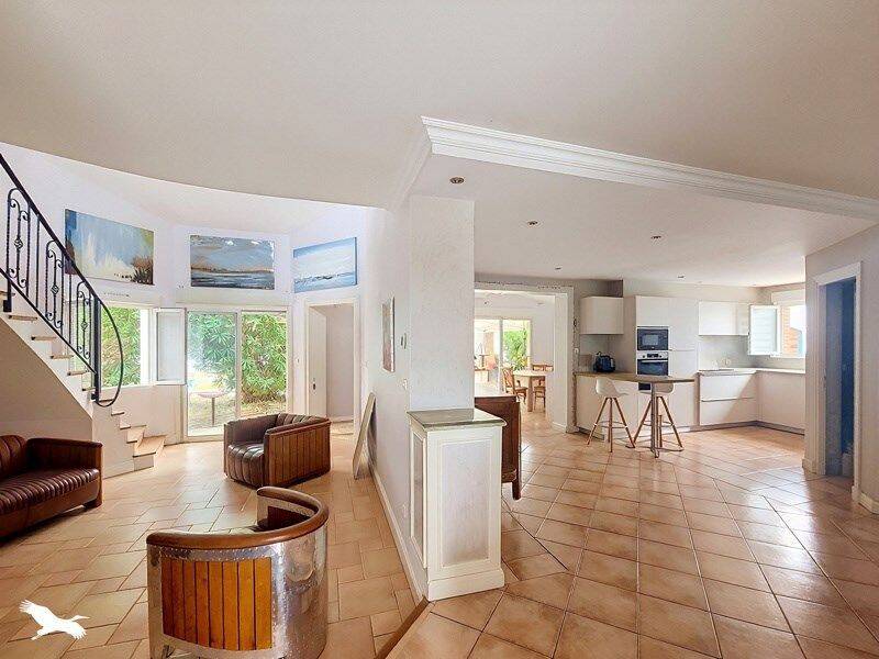 Maison 5 pièces 175 m² · à Lespinasse · 175 m² · 483 000 €