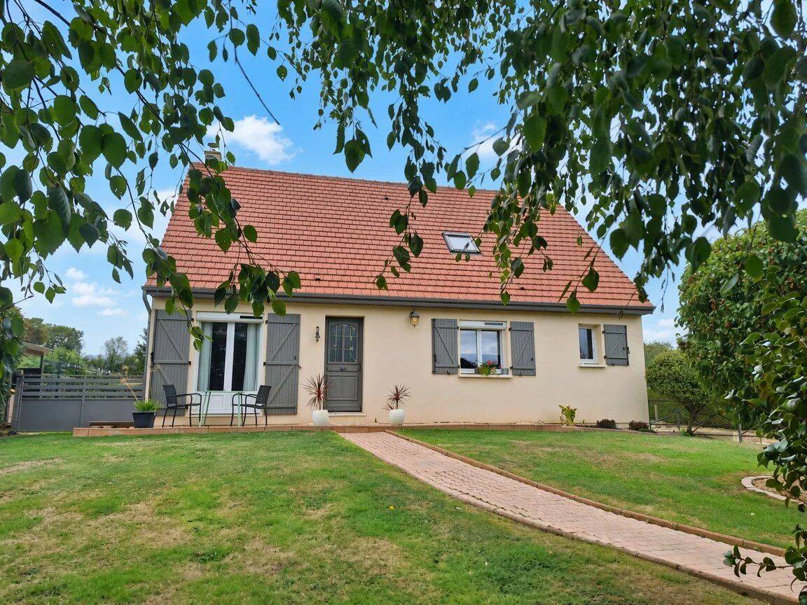 Maison 8 pièces 155 m² · à Les Monts d'Aunay · 155 m² · 299 000 €