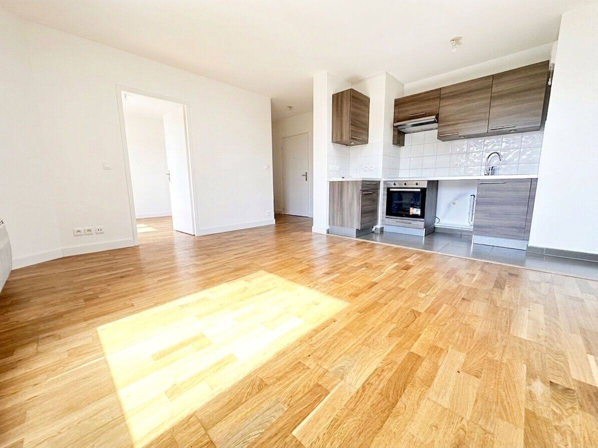 Appartement 2 pièces 43 m² · à Quincy-sous-Sénart · 42,7 m² · 850 €