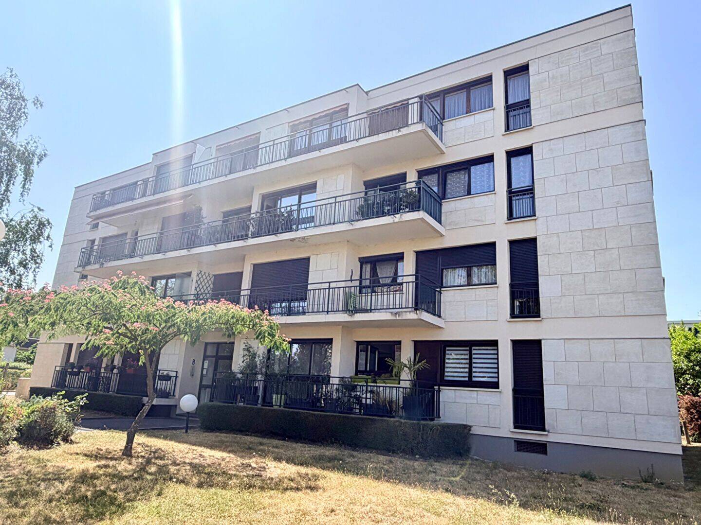 Appartement 5 pièces 92 m² · à Eaubonne · 92,3 m² · 339 000 €