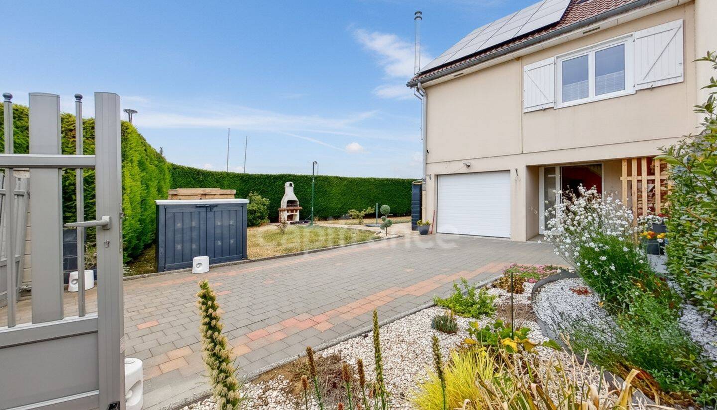 Maison 4 pièces 95 m² · à Beuveille · 95 m² · 200 000 €