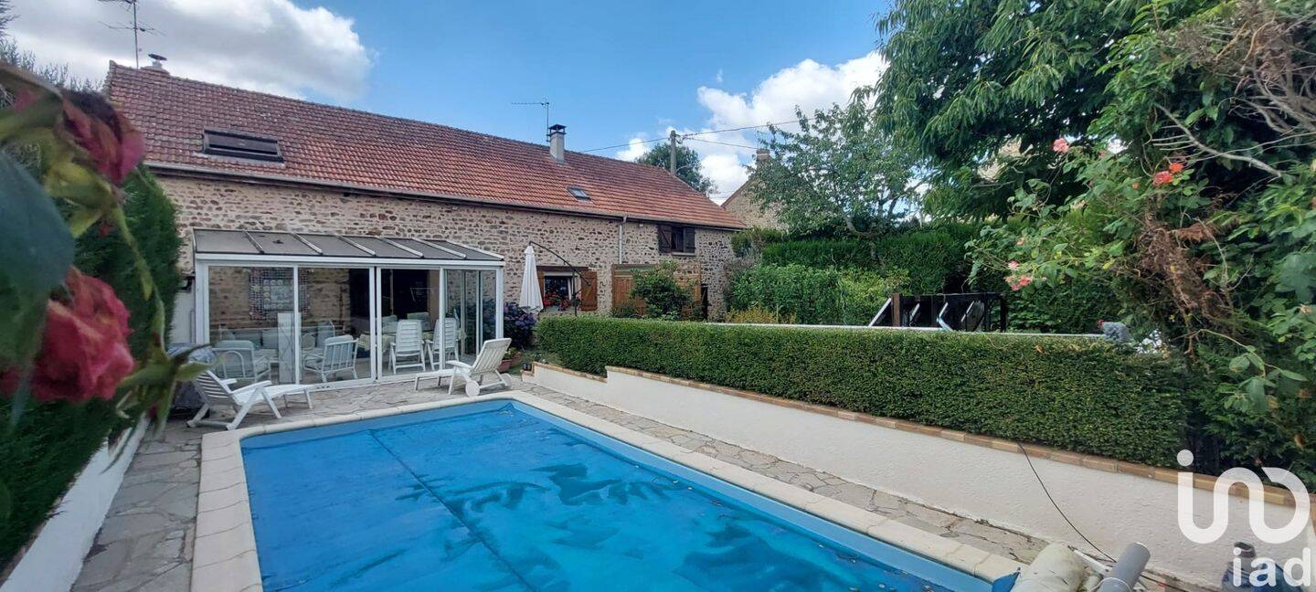 Maison 6 pièces 174 m² · à Évaux-les-Bains · 174 m² · 162 000 €
