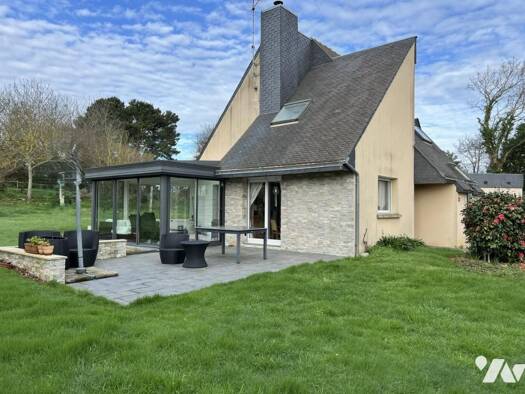Maison à vendre 364 280 € 5 pièces 4 chambres 86 m² 1 268 m² de terrain Tréveneuc 22410