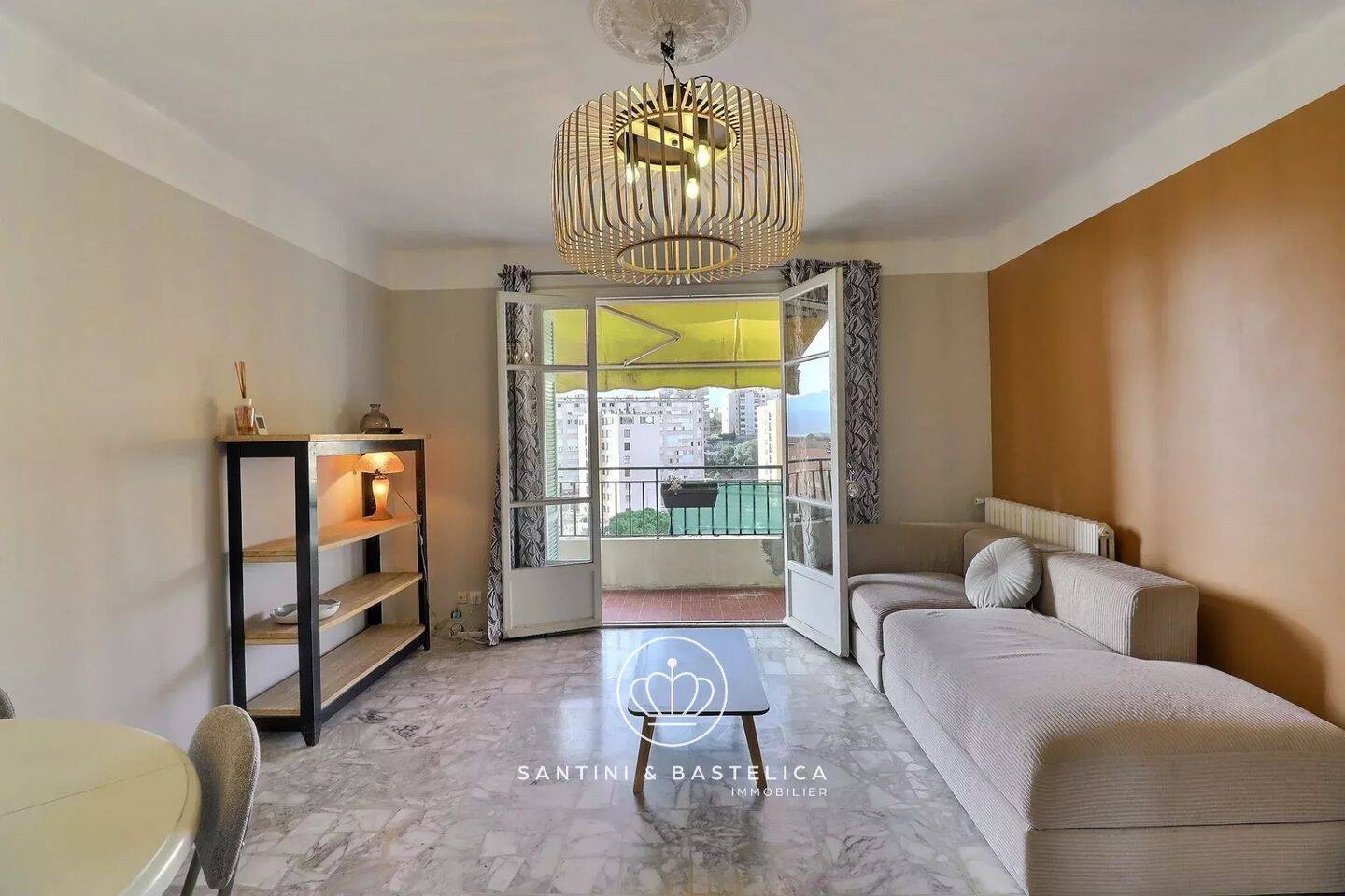 Appartement 4 pièces 84 m² · à Ajaccio · 84 m² · 1 150 €/mois