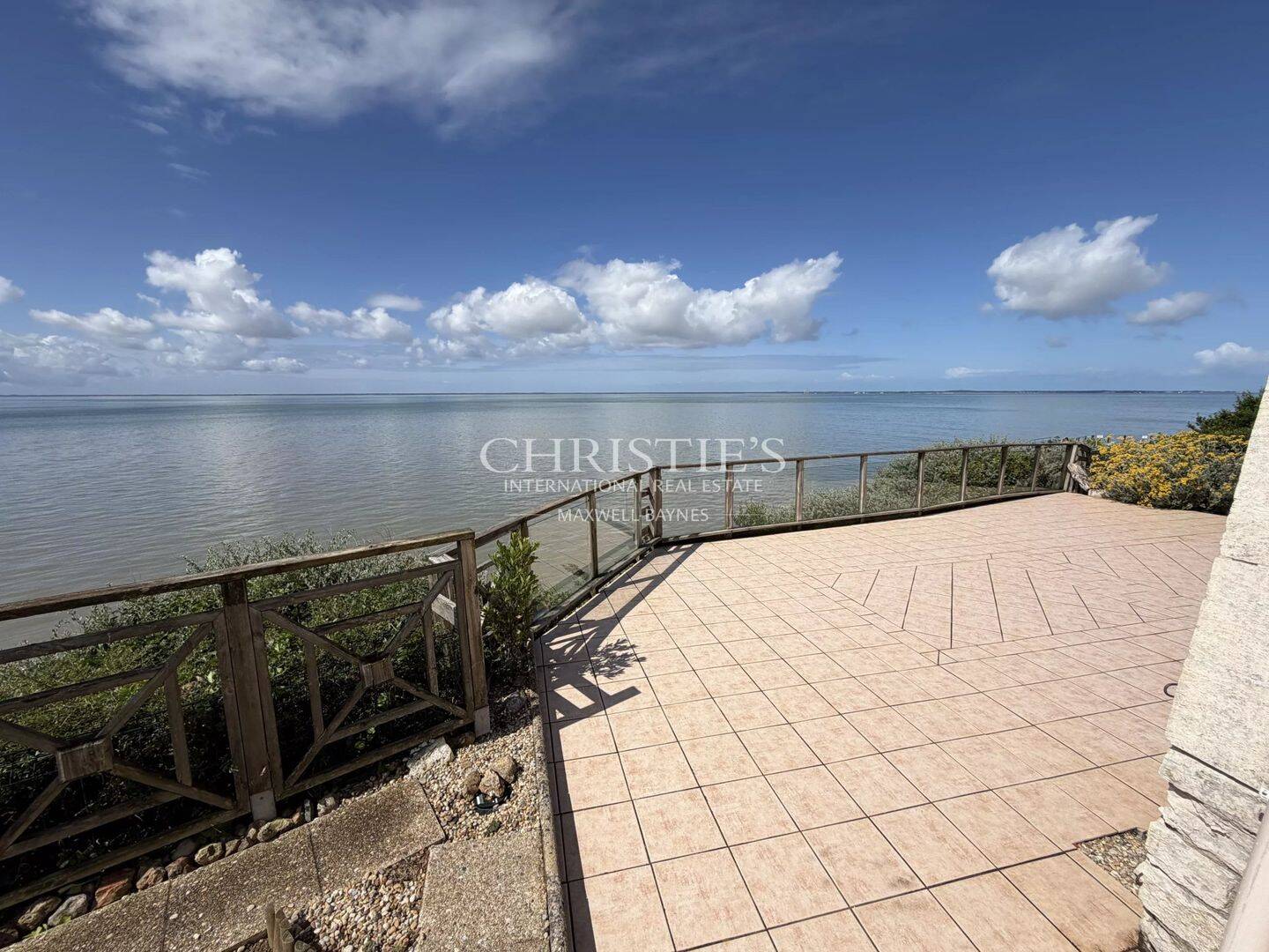 Appartement 5 pièces 94 m² · à Meschers-sur-Gironde · 94 m² · 689 000 €