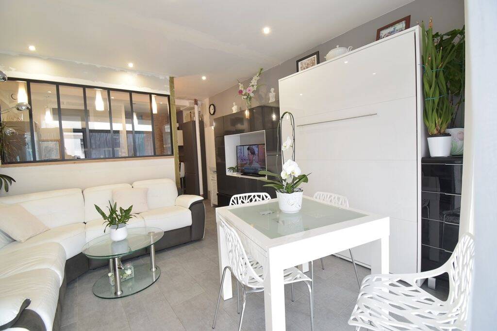 Appartement 2 pièces 48 m² · à Les Sables-d'Olonne · 47,7 m² · 164 000 €