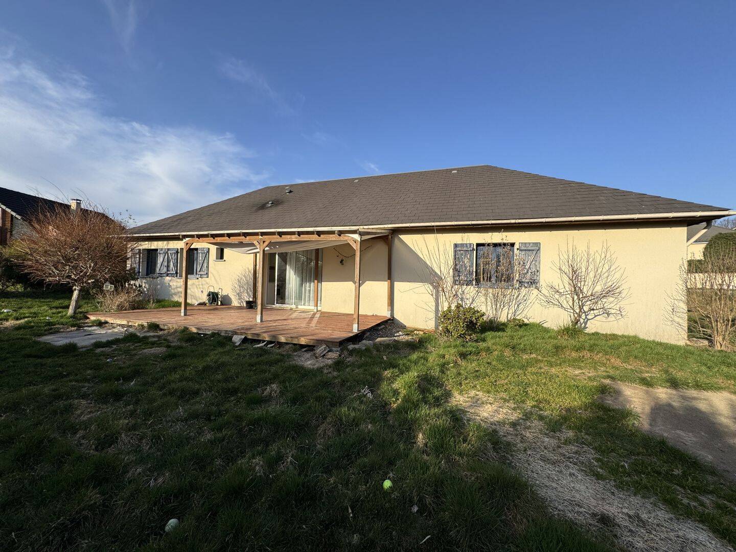 Maison 5 pièces 133 m² · à Saint-Exupéry-les-Roches · 133 m² · 212 000 €