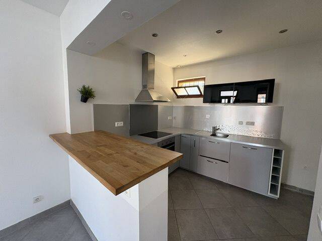 Maison 3 pièces 80 m² · à Pont-de-l'Arche · 80 m² · 127 000 €