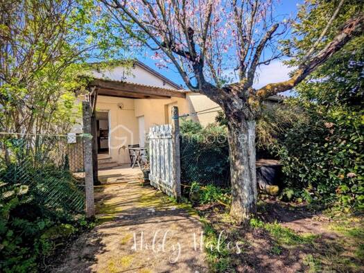 Maison de plain-pied à vendre 160 000 € 3 pièces 1 chambre 41 m² 212 m² de terrain Rive Gauche de la Sèvre Clisson 44190