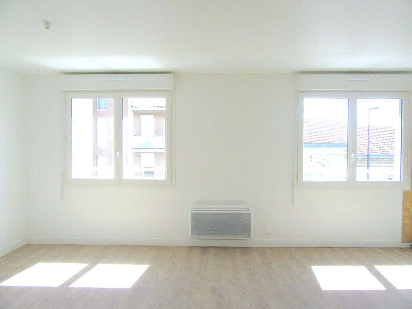 Appartement 3 pièces 71 m² · à Bordeaux · 70,8 m² · 895 €