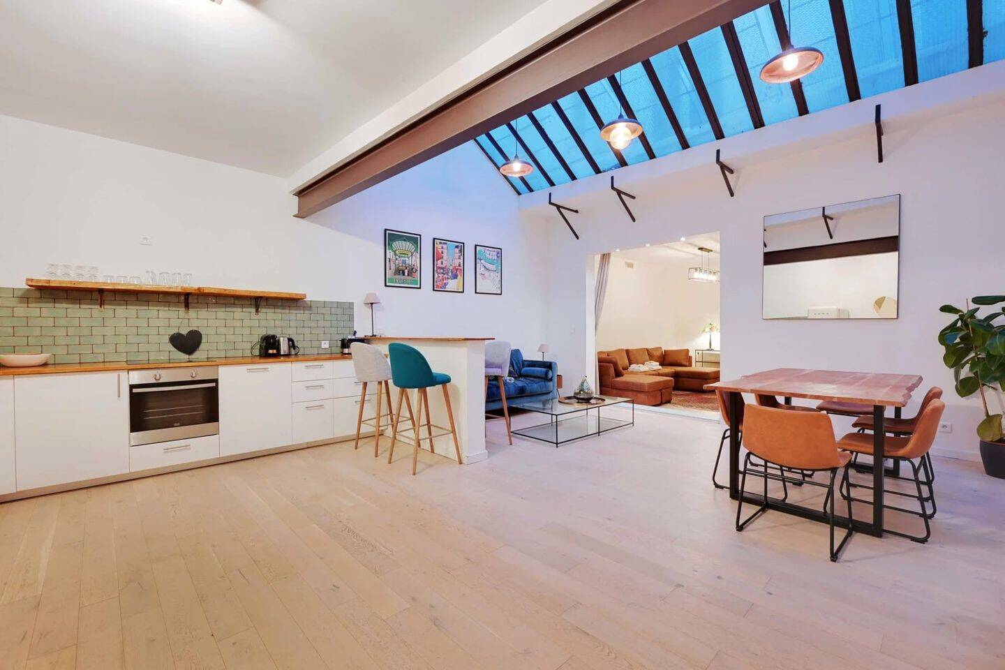Appartement 4 pièces 70 m² · à Paris 2ème Arrondissement · 70 m² · 1 100 €