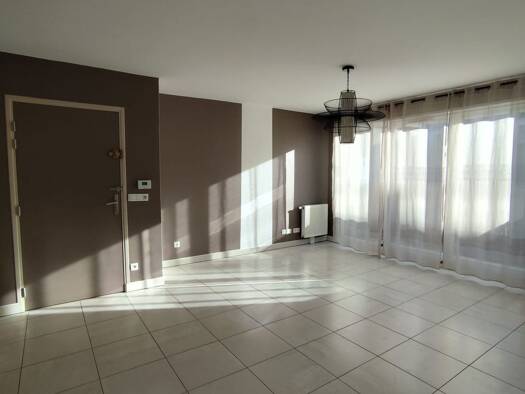 Appartement à vendre 299 000 € 3 pièces 2 chambres 62 m² 2 étages Les Callais Eaubonne 95600