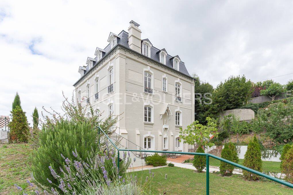 Maison 14 pièces 458 m² · à Trouville-sur-Mer · 458 m² · 3 280 000 €