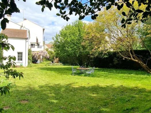 Maison à vendre 499 000 € 6 pièces 3 chambres 131 m² 1 090 m² de terrain Le Bourg et le Hameaux Beynes 78650