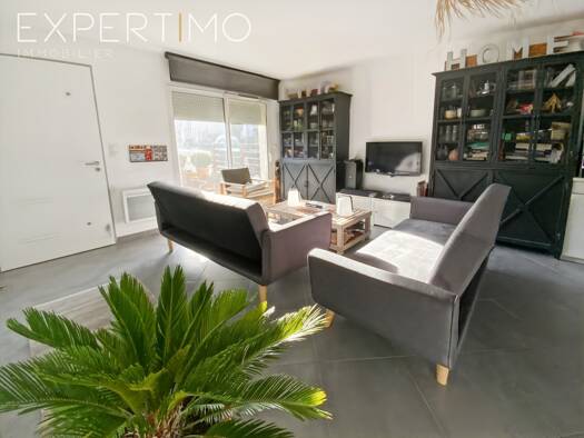 Villa à vendre 279 000 € 4 pièces 3 chambres 70 m² 458 m² de terrain Nord Apt 84400