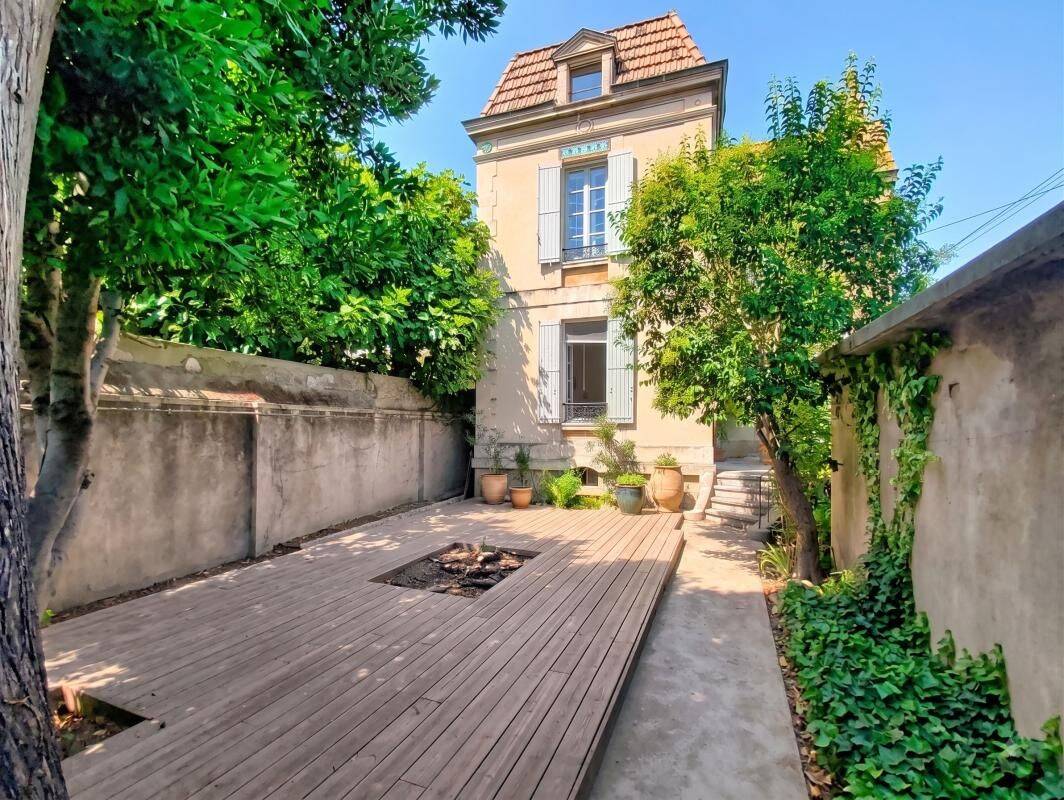 Maison 8 pièces 175 m² · à Avignon · 175 m² · 490 000 €