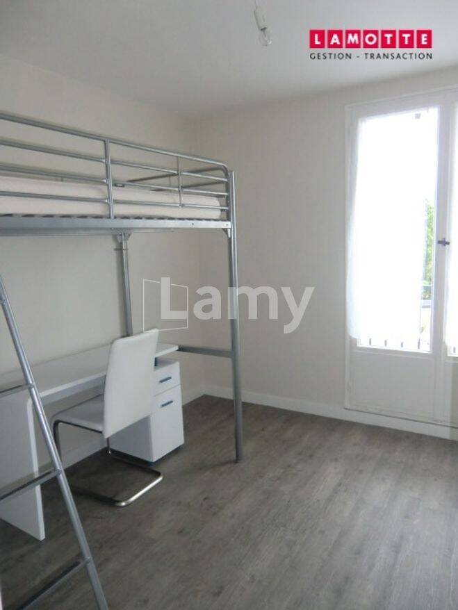 Appartement 9 m² · à Rennes · 9,2 m² · 353 €/mois