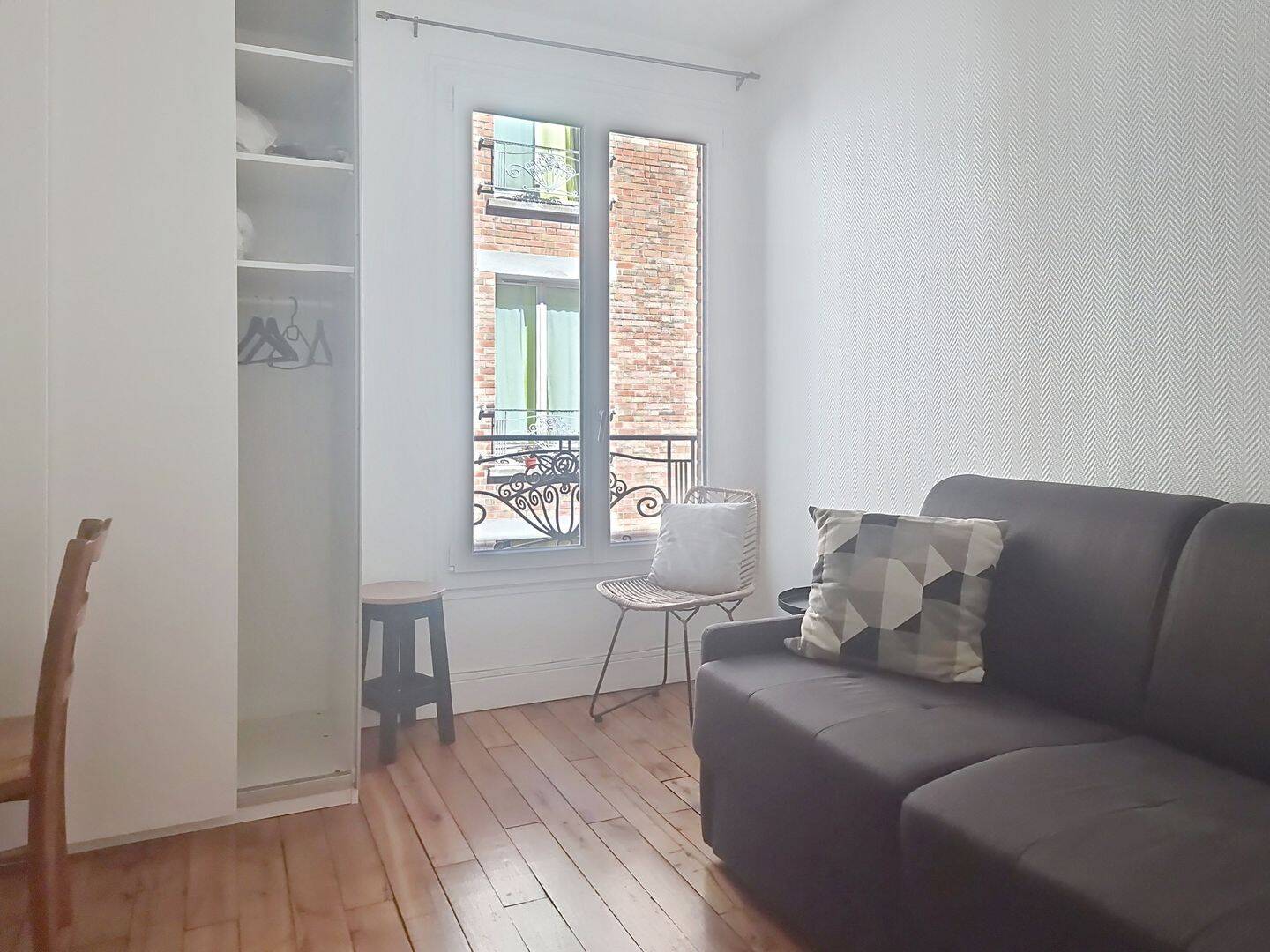 Appartement 1 pièce 16 m² · à Paris 15ème Arrondissement · 15,7 m² · 180 000 €