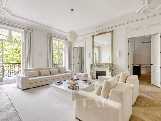 Appartement à vendre 6 500 000 € 5 pièces 3 chambres 215,3 m² Étage 2/6 Paris 8ème arrondissement 75008