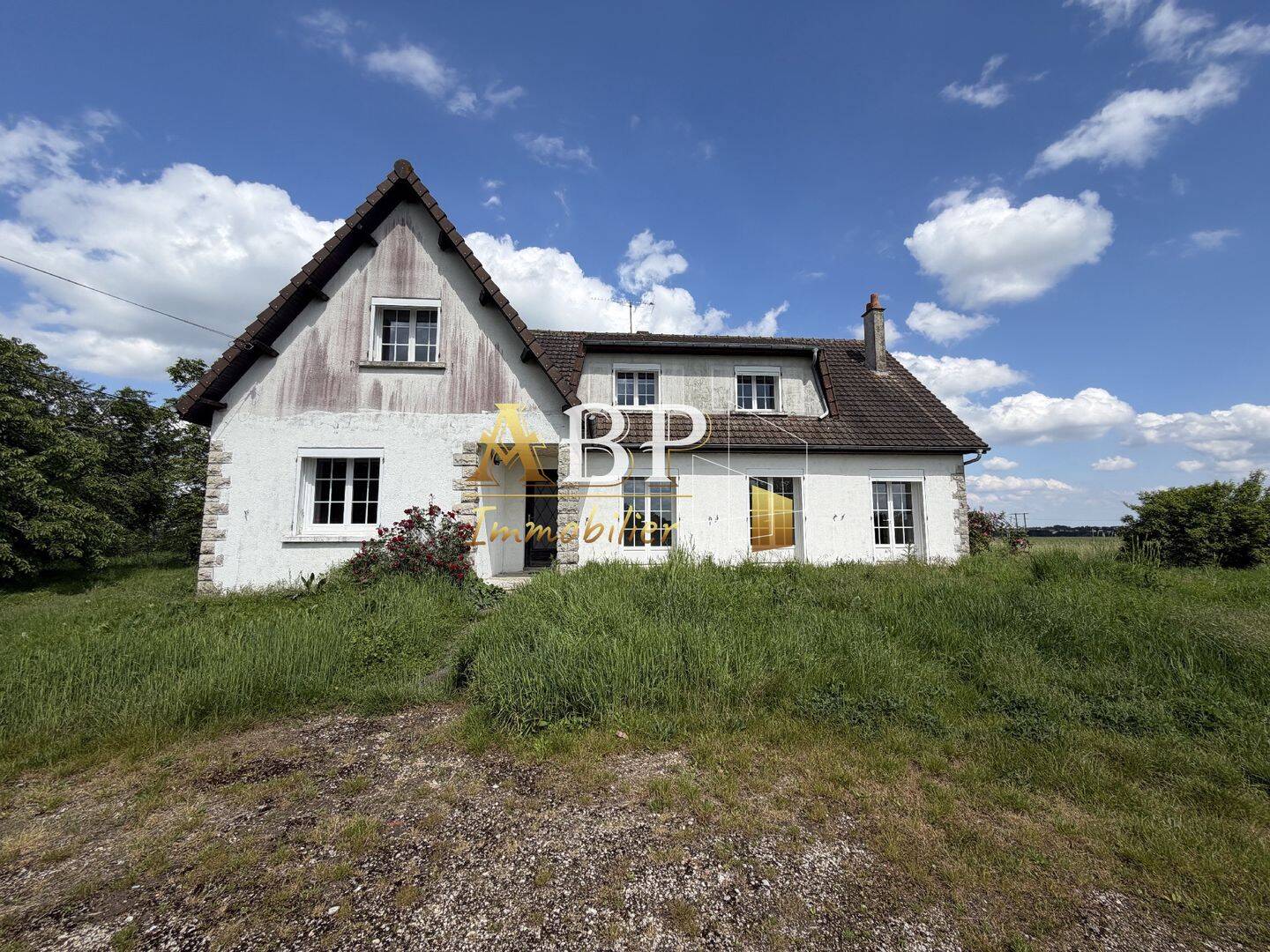 Maison 6 pièces 147 m² · à Châteaudun · 147 m² · 191 700 €