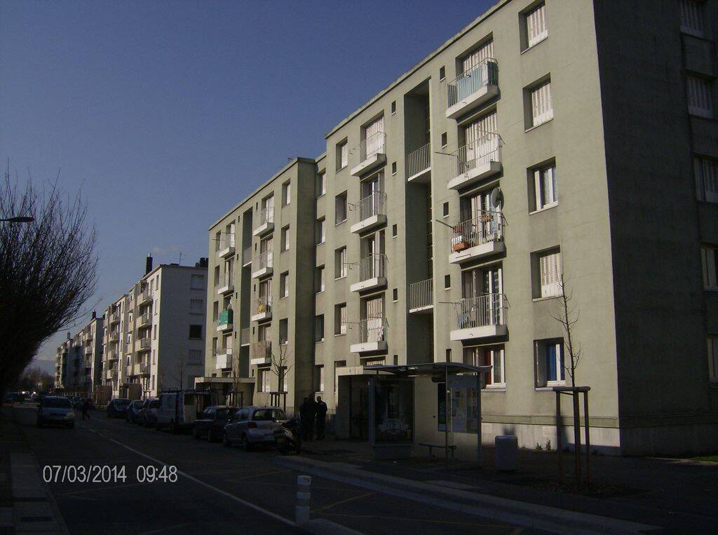 Appartement 4 pièces 62 m² · à Saint-Martin-d'Hères · 62 m² · 595 €/mois