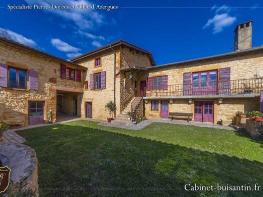 Villa à vendre 830 000 € 8 pièces 5 chambres 185 m² 19 620 m² de terrain Charnay 69380