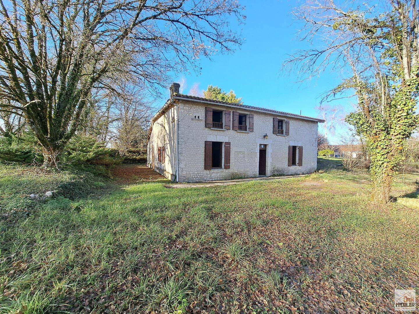 Maison 7 pièces 160 m² · à Pérignac · 160 m² · 144 450 €
