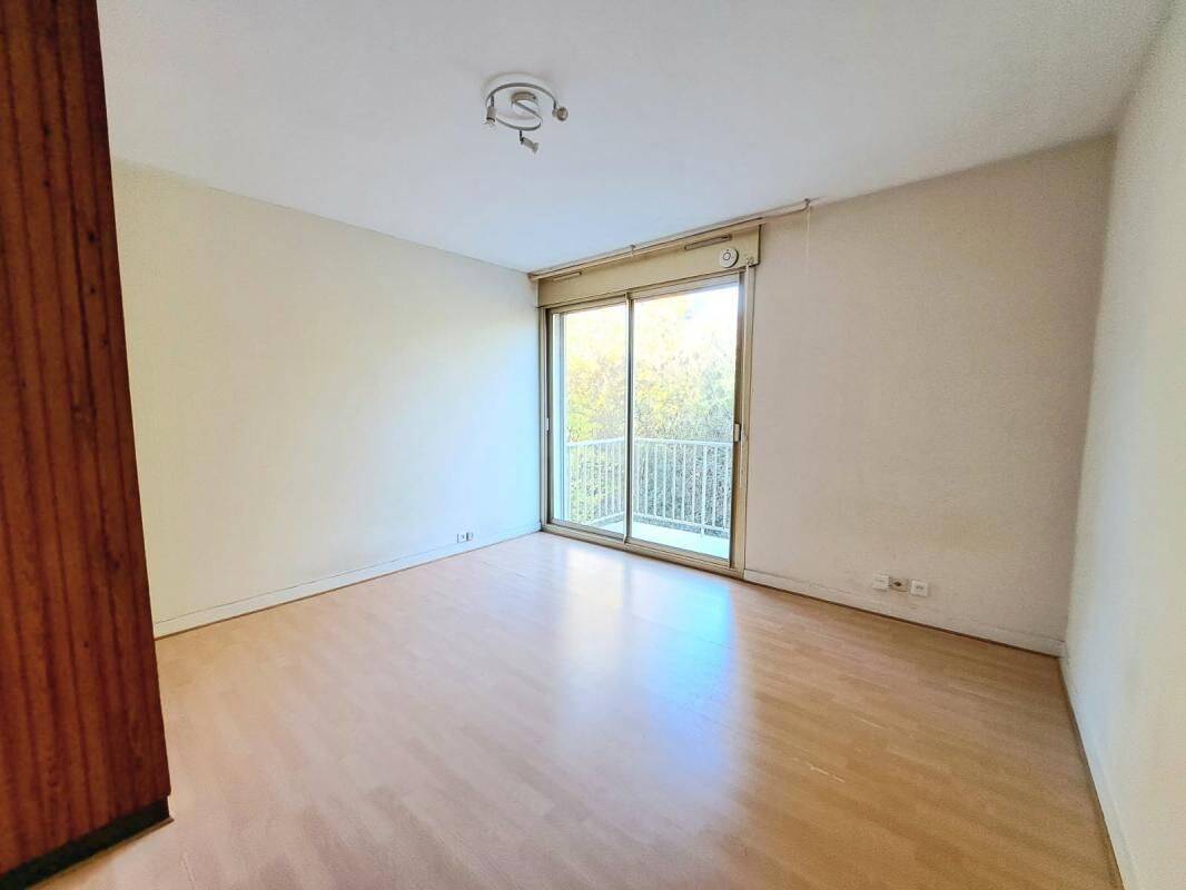Appartement 1 pièce 26 m² · à Nantes · 26 m² · 496 €