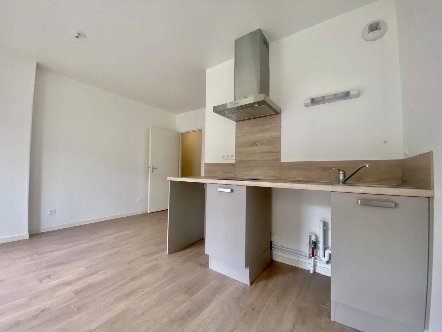 Appartement 1 pièce 30 m² · à Amiens · 30,3 m² · 576 €
