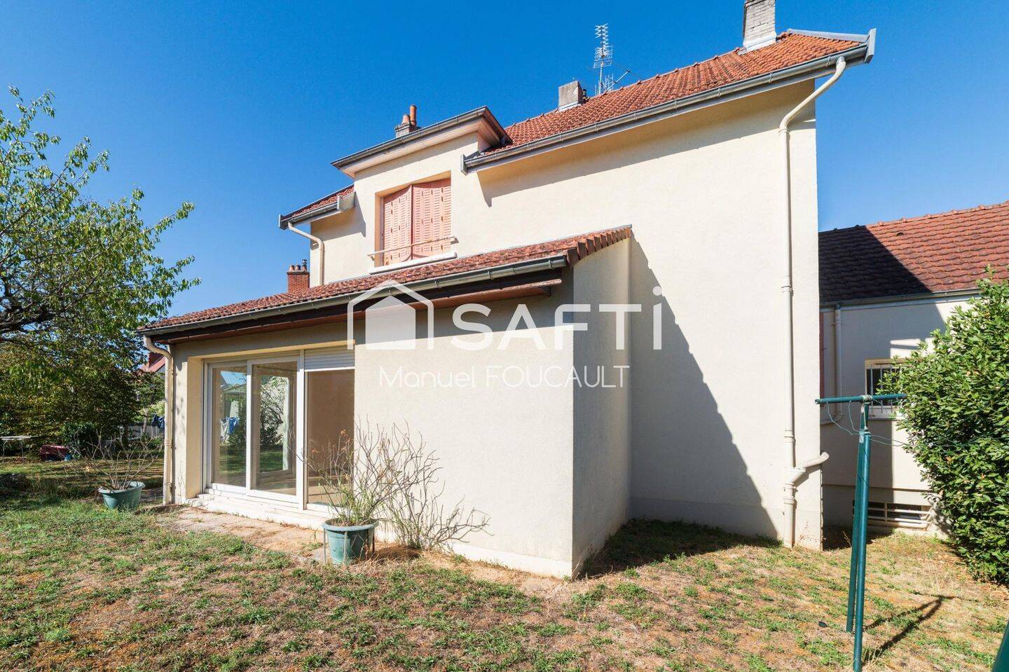 Maison 8 pièces 158 m² · à Chenôve · 158 m² · 249 000 €
