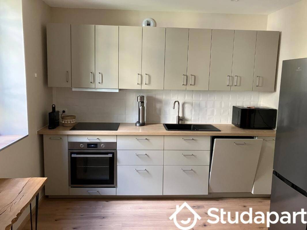 1 pièce 19 m² · à Carcassonne · 19 m² · 550 €