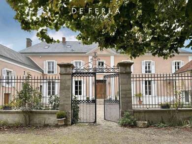 Château à vendre 1 190 000 € 20 pièces 10 chambres 1 666 m² 30 000 m² de terrain Fontainebleau 77300